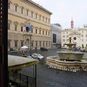 Farnese 48 3*, Rome Italy